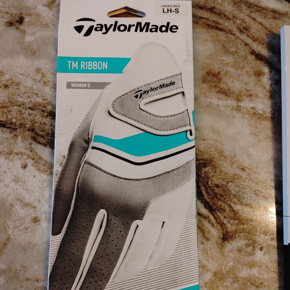 TAYLOR MADE RIBBON GOLF GLOVE